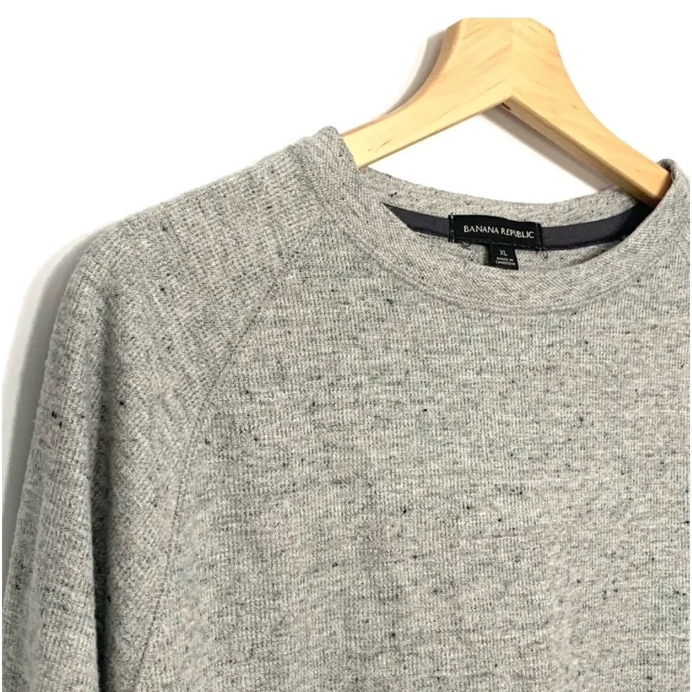 Banana Republic Mens Waffle Knit Crew Neck Pullover Gray Size XL